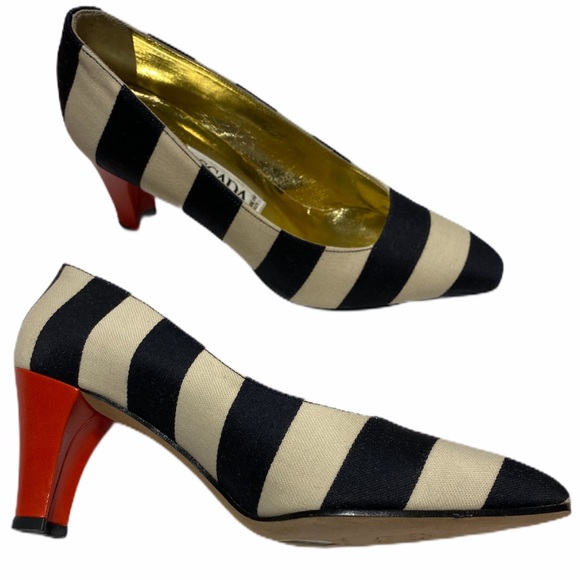 Like New with Tags Vintage 80’s Escada Heels - Picture 3 of 8
